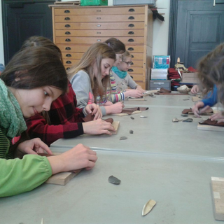 museum2 Montessori-Schulzentrum Leipzig - Neuigkeiten - Werkzeuge, Knochen und Waffen...